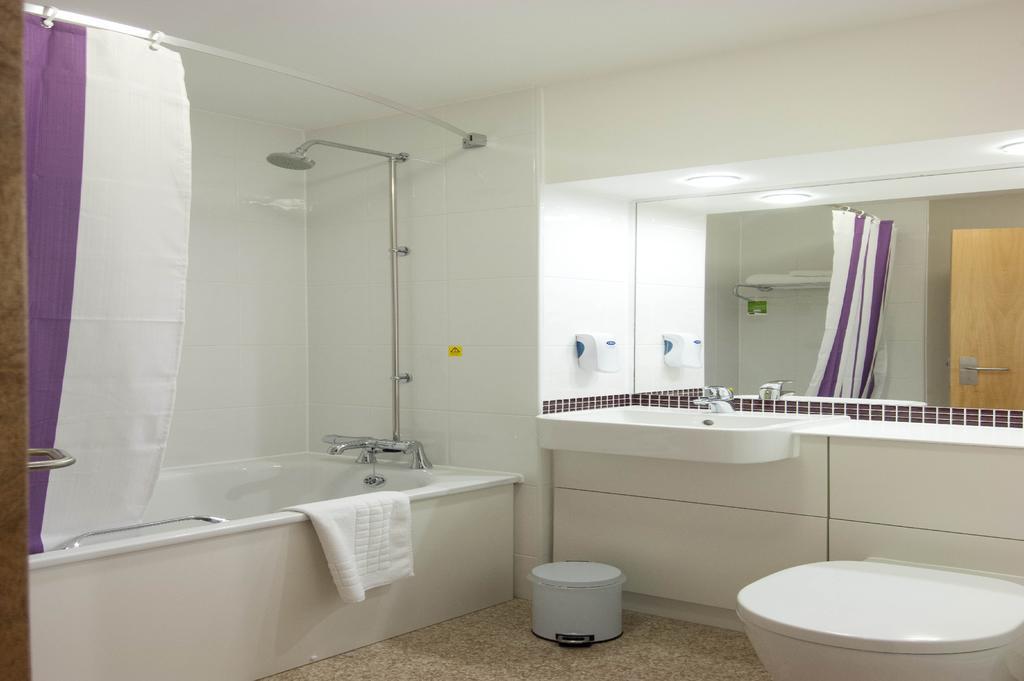 Premier Inn Newcastle City Centre Millennium Bridge المظهر الخارجي الصورة